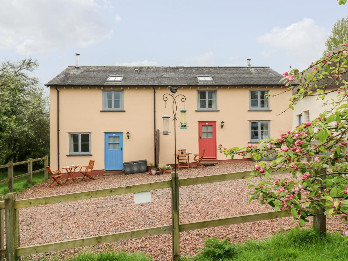 Apple Cottage Crediton Luaran gambar