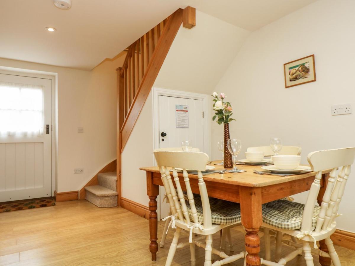 Apple Cottage Crediton Luaran gambar